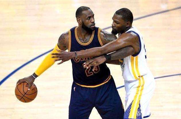 斯洛特：我们要达到去年战皇马的水平；很感激阿诺德的贡献（斯洛特：力争重现上赛季对皇马水准，感谢阿诺德贡献）