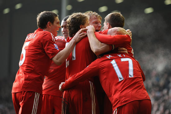 王大雷晒和女儿一起跳舞的视频，韦世豪：有点卡哇伊了（王大雷分享与女儿共舞短片，韦世豪留言：有点萌）