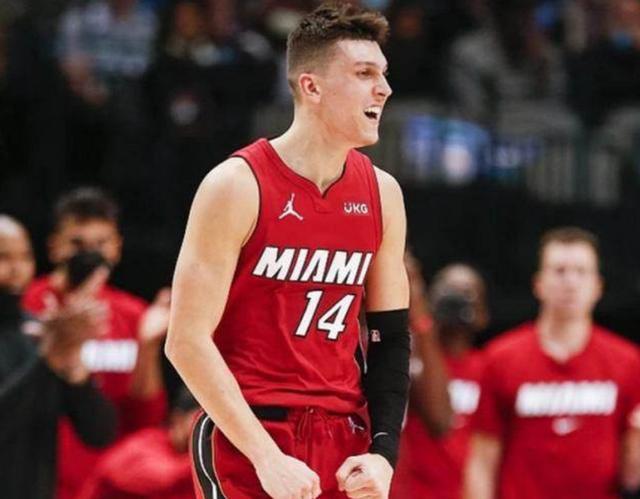 自然年国家队+顶级联赛俱乐部进球数历史前10：梅西91球第1（自然年国家队与顶级联赛俱乐部进球历史前十：梅西以91球居首）