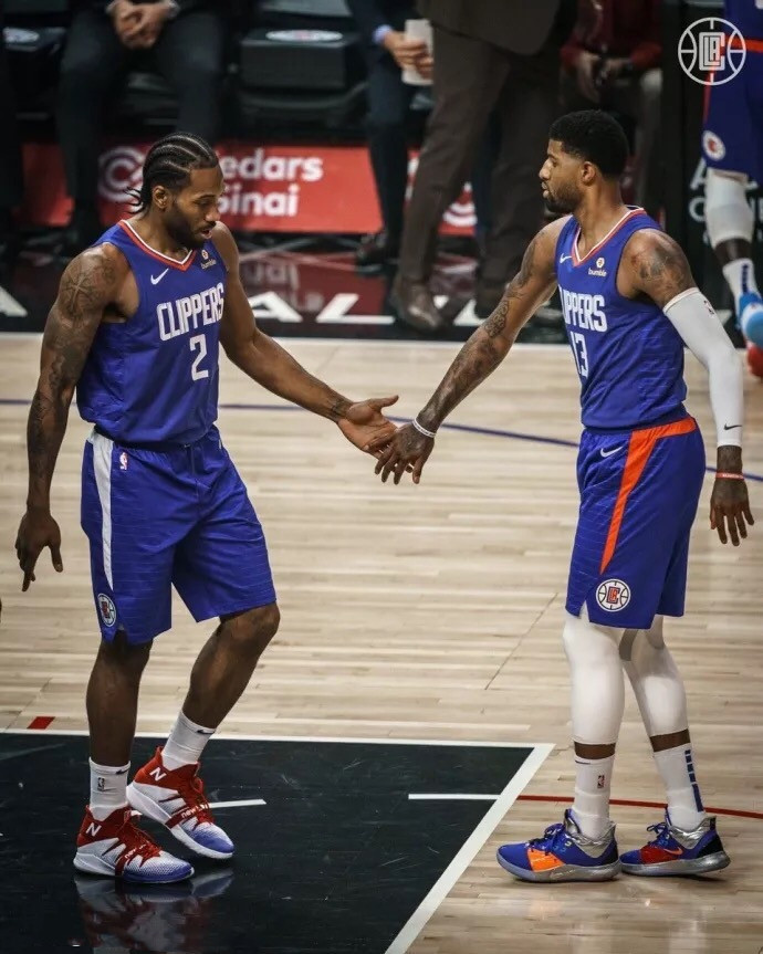 雷迪克：进攻端，我们的组织和执行力比去年有了显著的提升（雷迪克：进攻端的组织与执行力较去年显著提升）