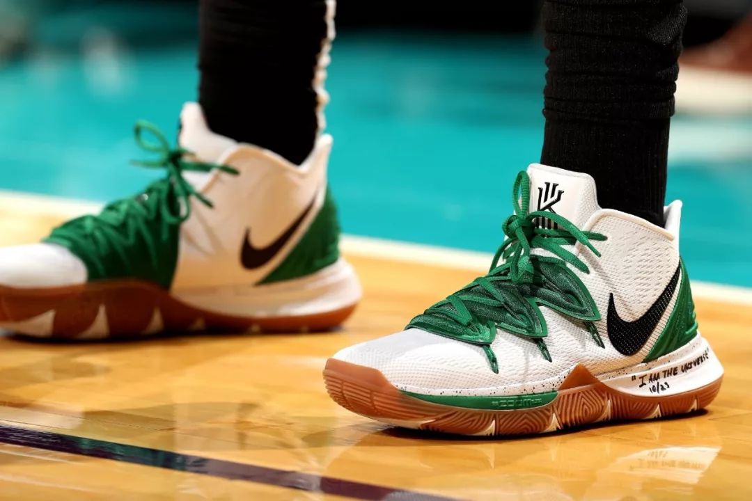 恰20本赛季意甲4次远射破门，五大联赛与姆巴佩并列第一（恰尔汗奥卢本季意甲已轰入4记远射，与姆巴佩并列五大联赛第一）