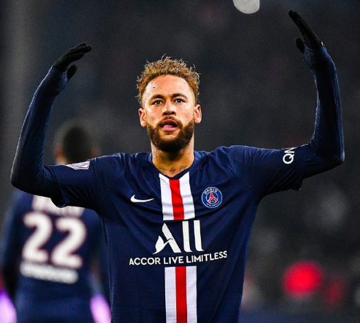 老鹰伤病报告：波尔津吉斯将缺席今天对阵奇才的比赛（老鹰伤情更新：波尔津吉斯因伤缺席今日对阵奇才之战）