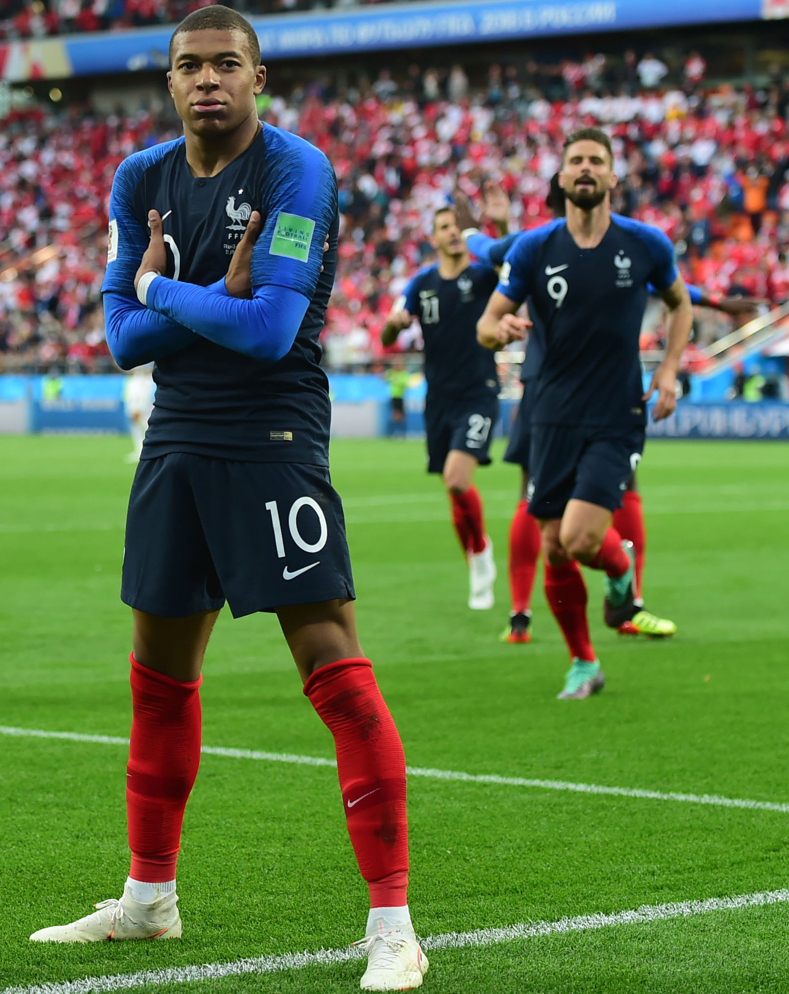 ESPN评选25岁以下的25大球星：文班力压爱德华兹高居榜首（ESPN发布U25球员前25榜：文班亚马压过爱德华兹登顶）