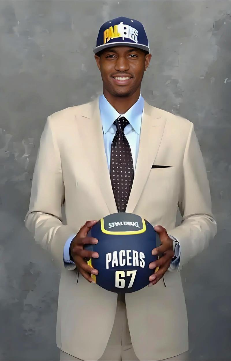 体坛联播｜曼联战平西汉姆5轮仅1胜，米兰意大利杯遭淘汰（体坛速递｜曼联近5轮仅1胜战平西汉姆，米兰意杯出局）