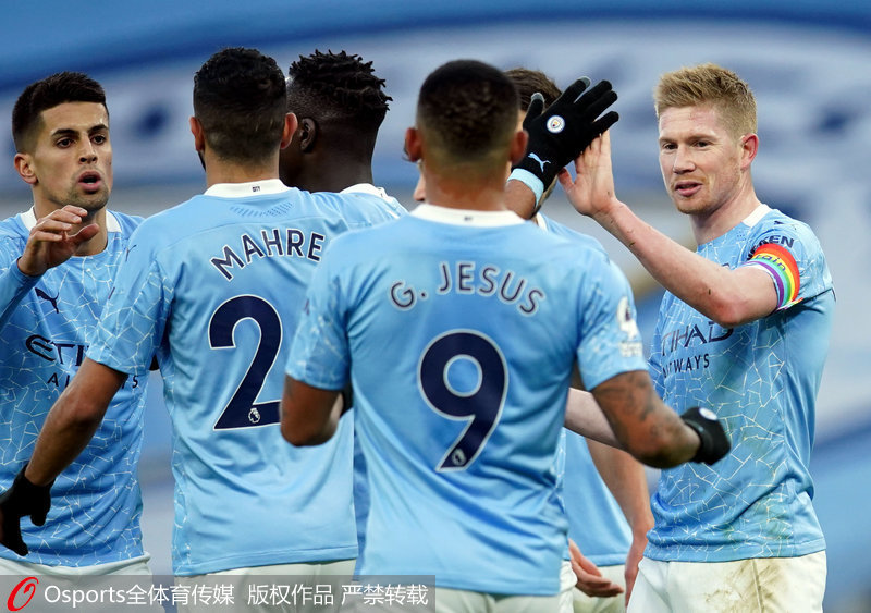 快船对阵独行侠三连败，独行侠逆转取胜，弗拉格创历史纪录。（独行侠逆转击败快船，送其交锋三连败，弗拉格书写历史纪录）